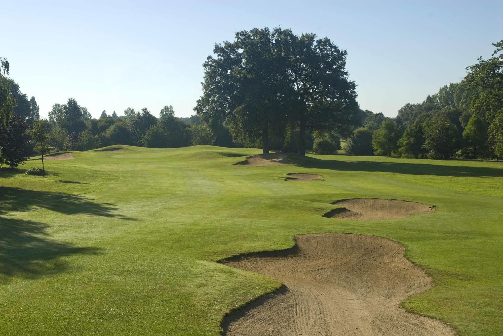 Anjou Golf And Country Club Hotel Champigné Kültér fotó